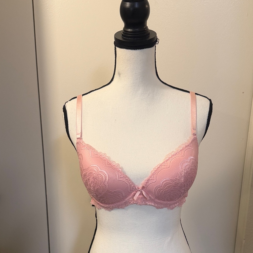 Elegant Pink Lace underwire Bra